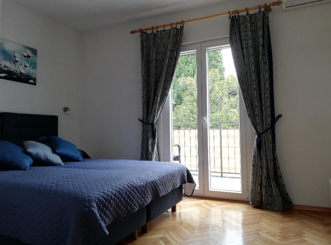 Lino Apartments Ровинь Экстерьер фото